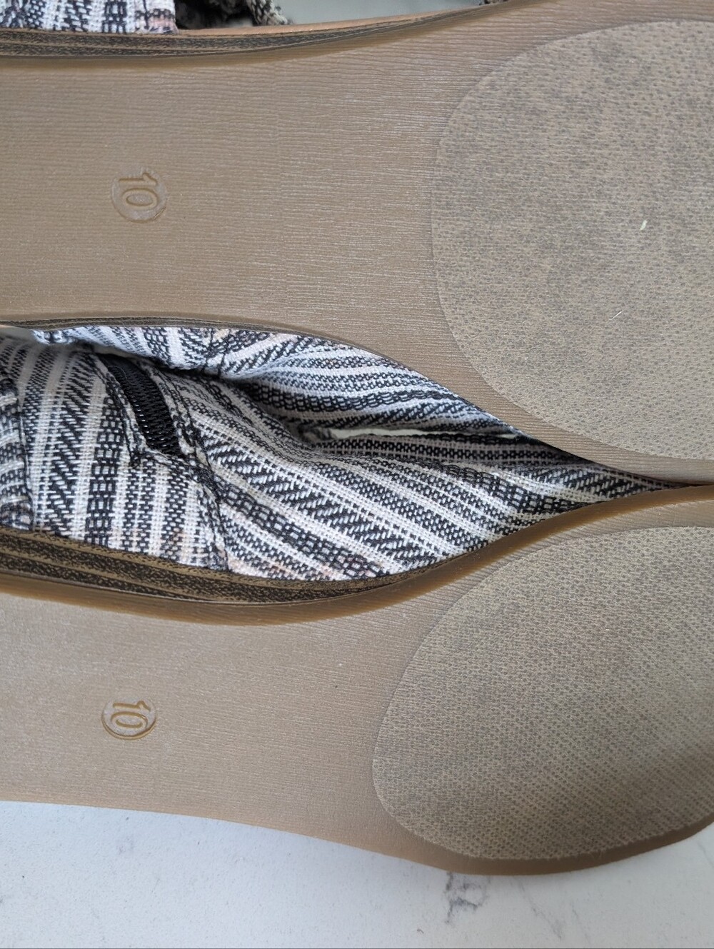 Women’s Striped Open-Toe Sandals — Black & White - Picture 5 of 5